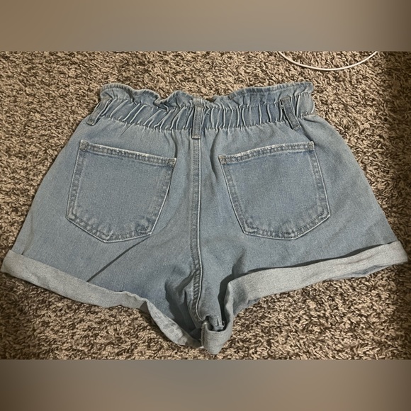 Jean shorts ! - Picture 6 of 8